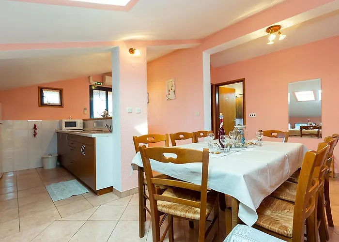 Alice Oasis - * Poreč