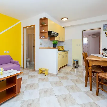 Apartments Alice Green Oasis - Апартаменты *