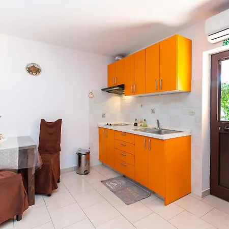 Apartments Alice Green Oasis - Пореч